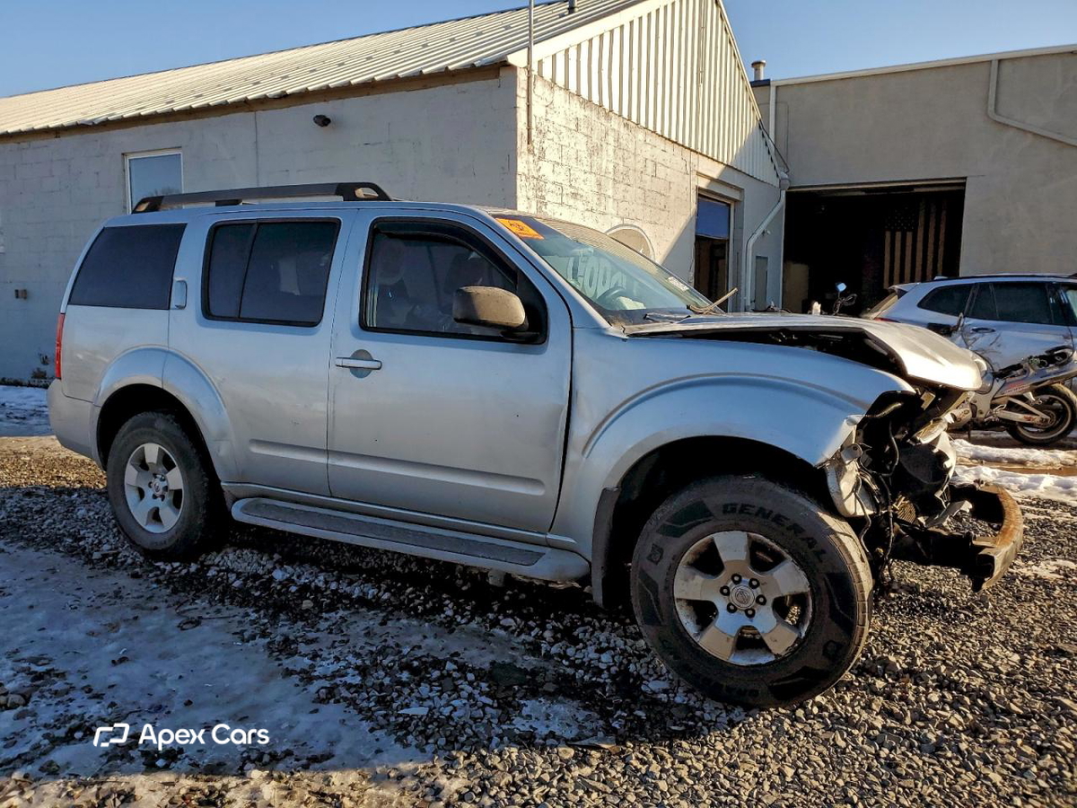 Nissan Pathfinder 2011