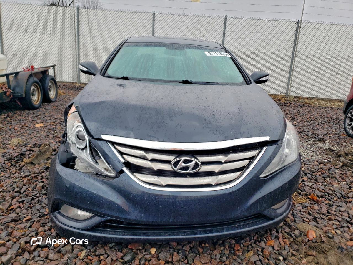 Hyundai Sonata 2011