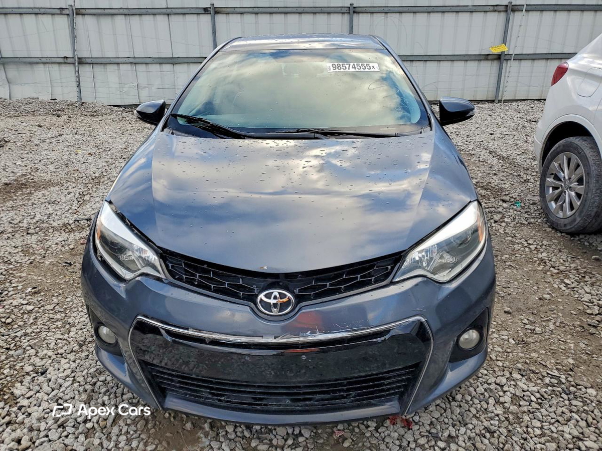 Toyota Corolla 2015