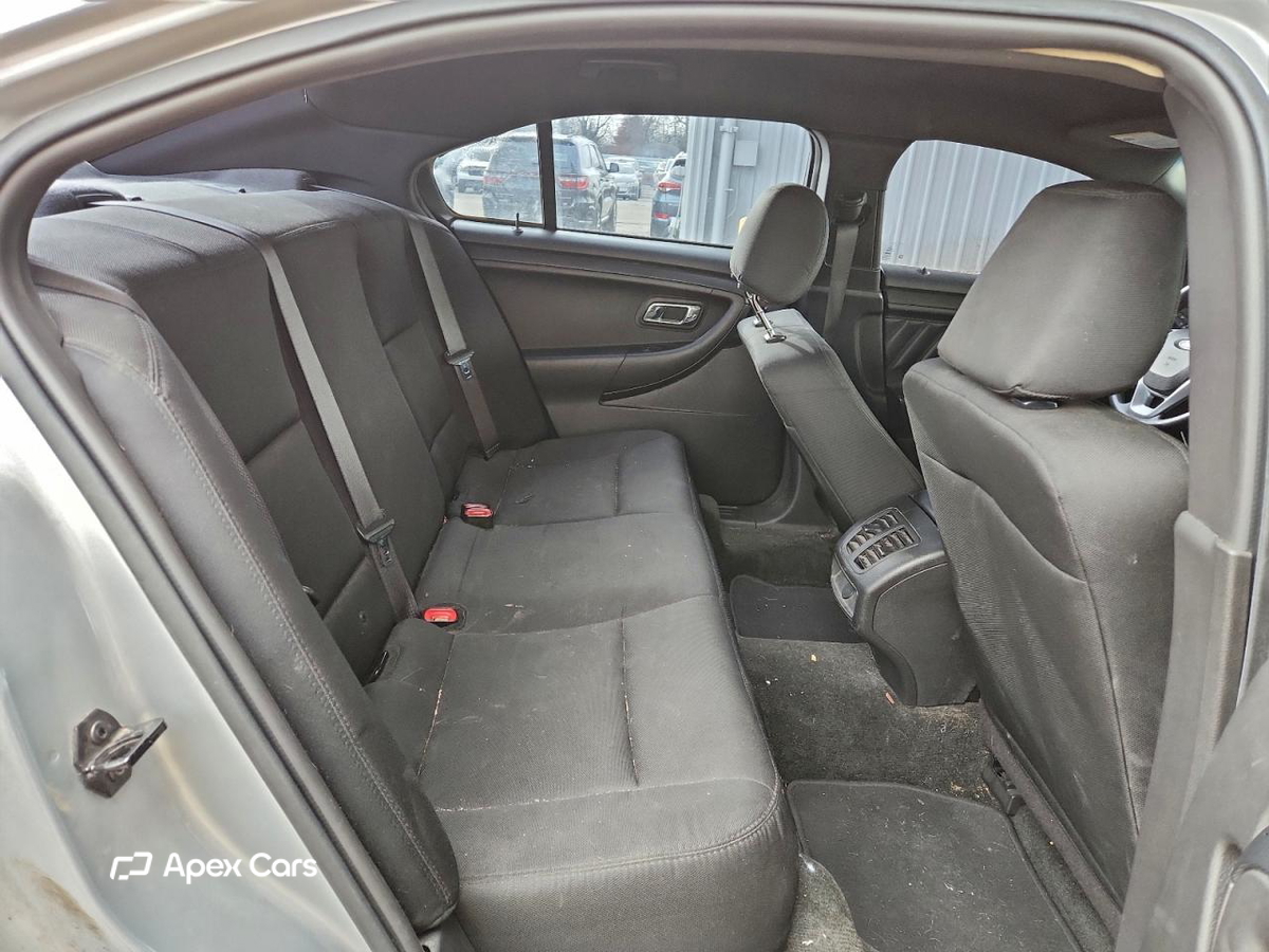 Ford Taurus 2015