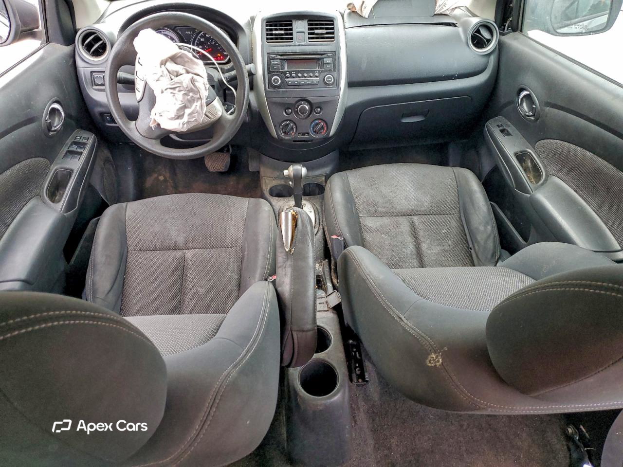 Nissan Versa 2016
