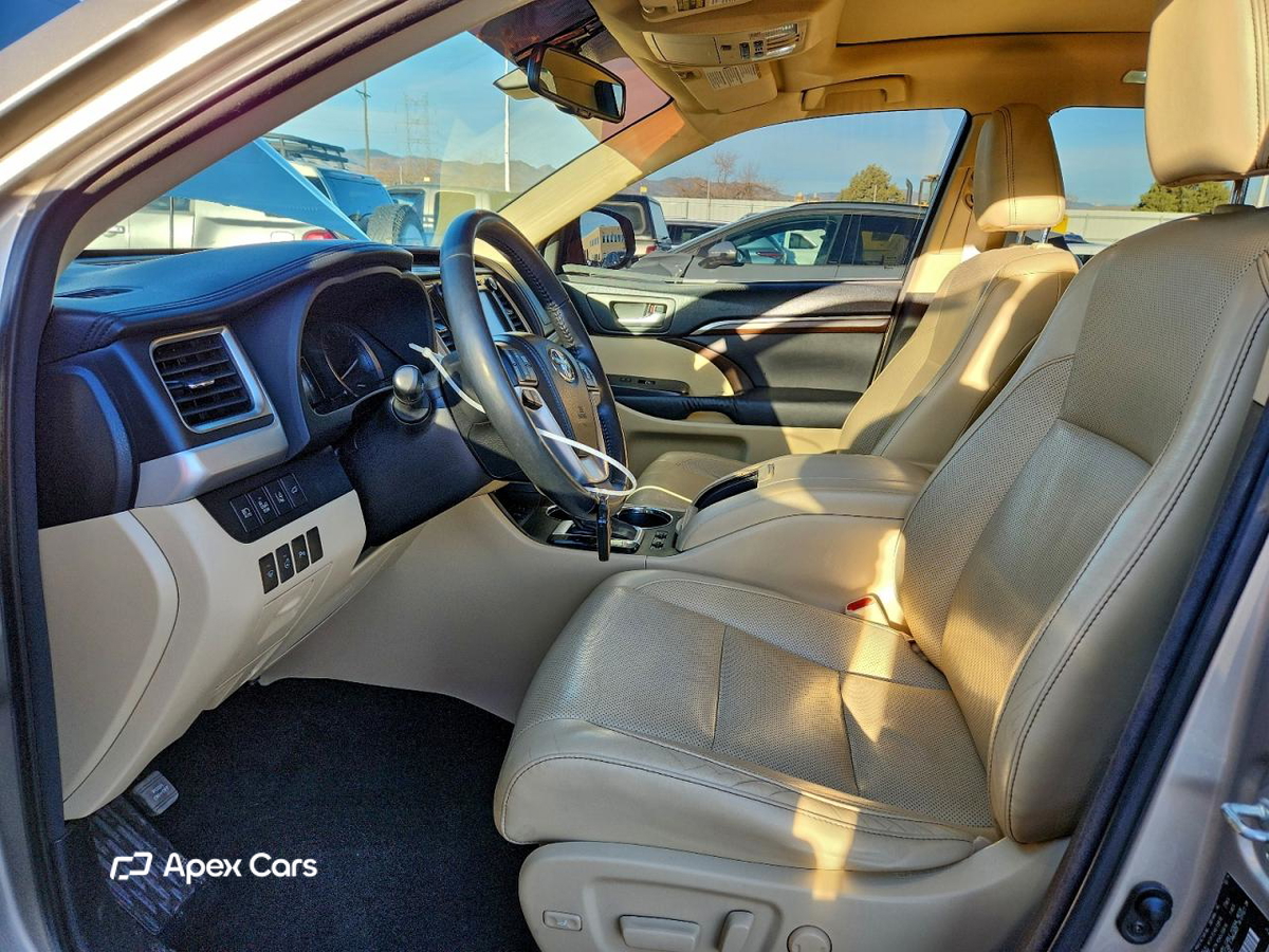 Toyota Highlander 2015