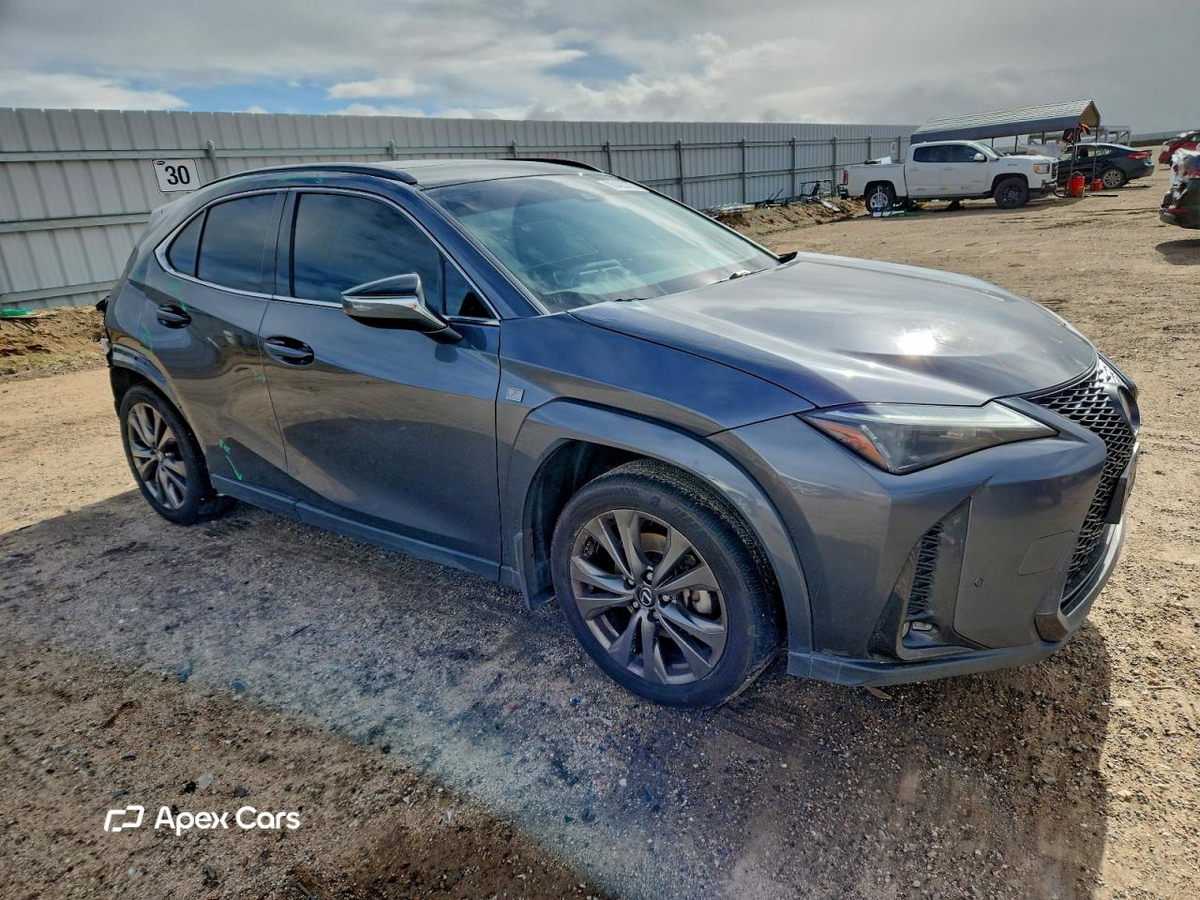 Lexus UX 2023