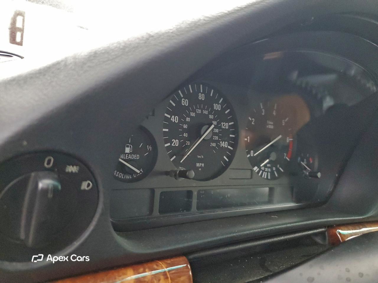 BMW Series 7 2001