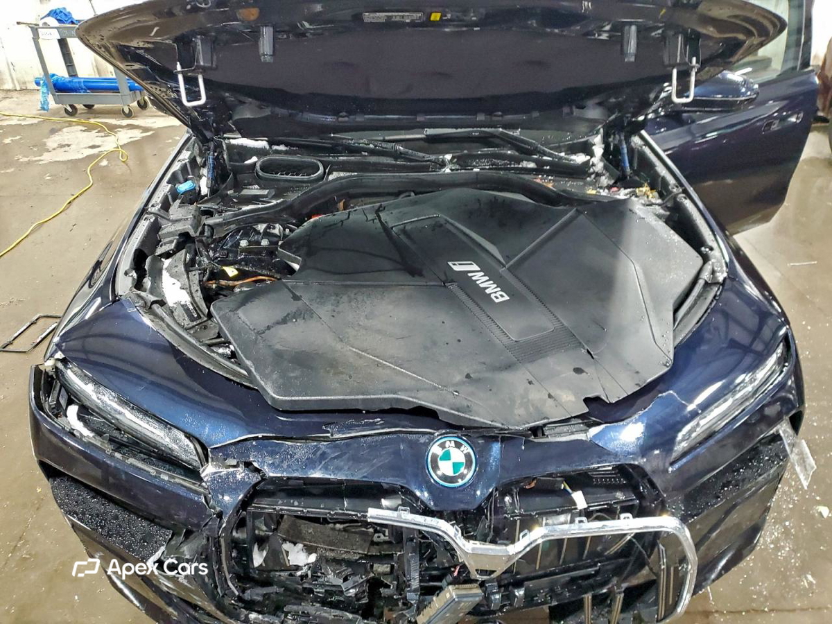 BMW i7 2023