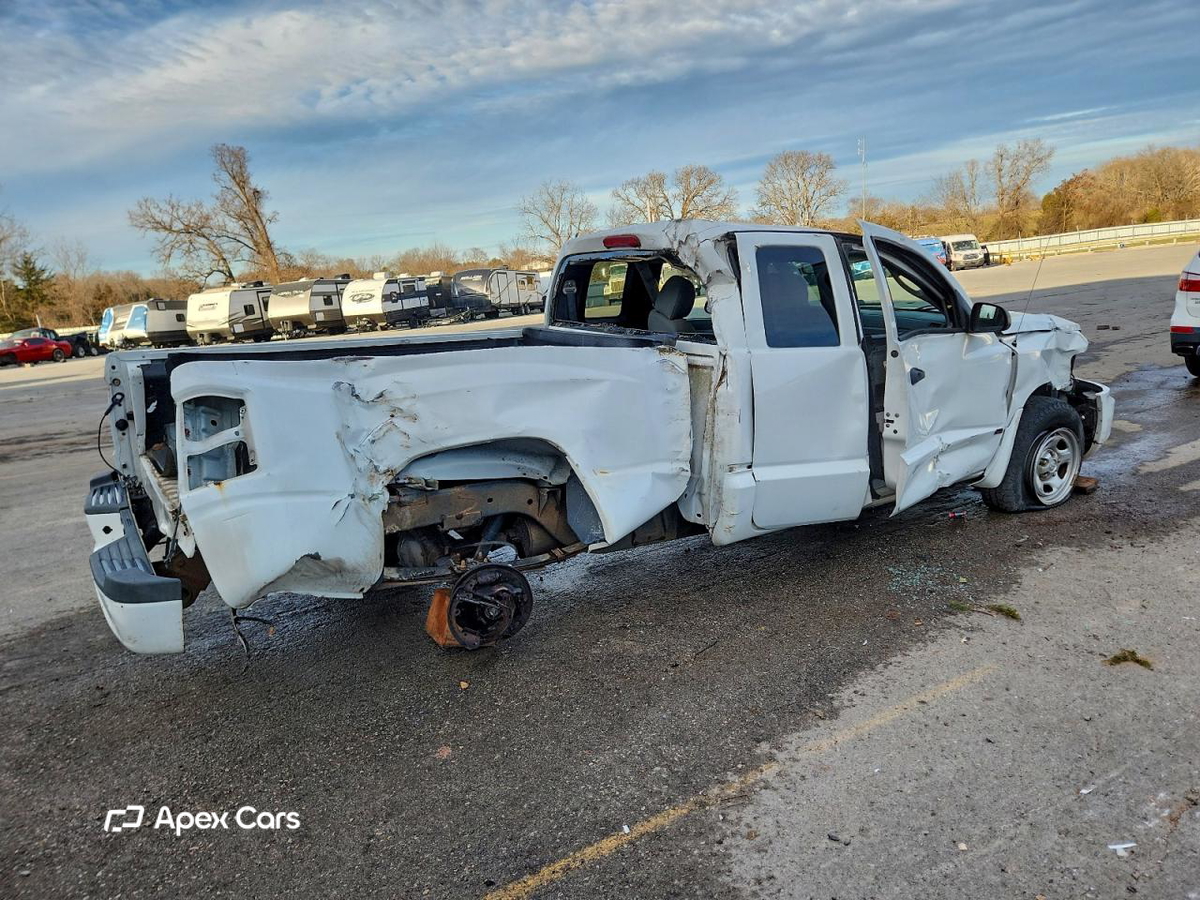 Dodge Dakota 2011