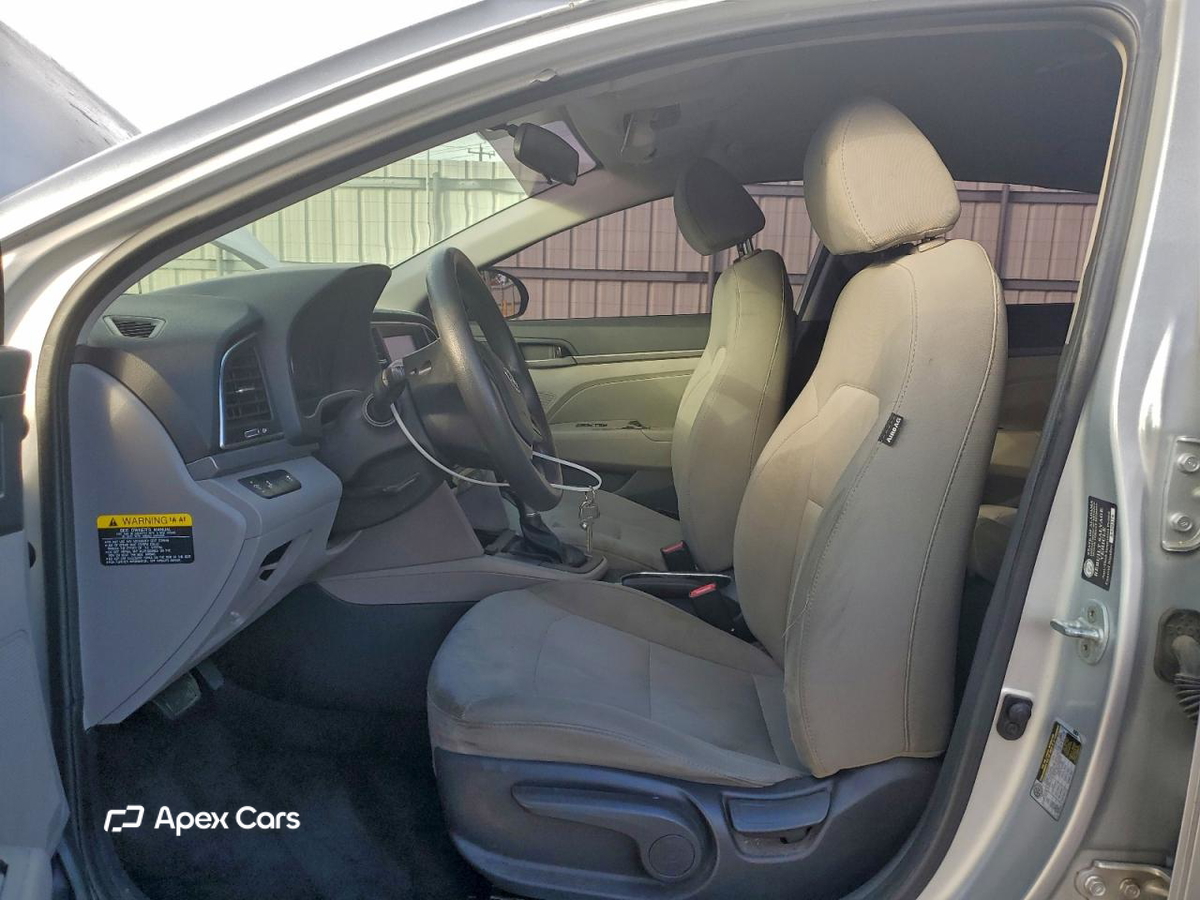 Hyundai Elantra 2018