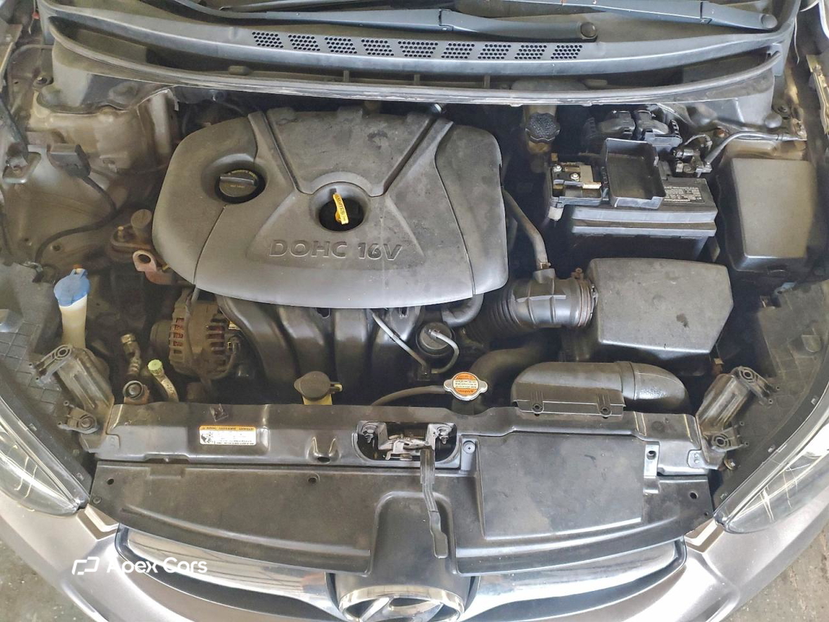 Hyundai Elantra 2011