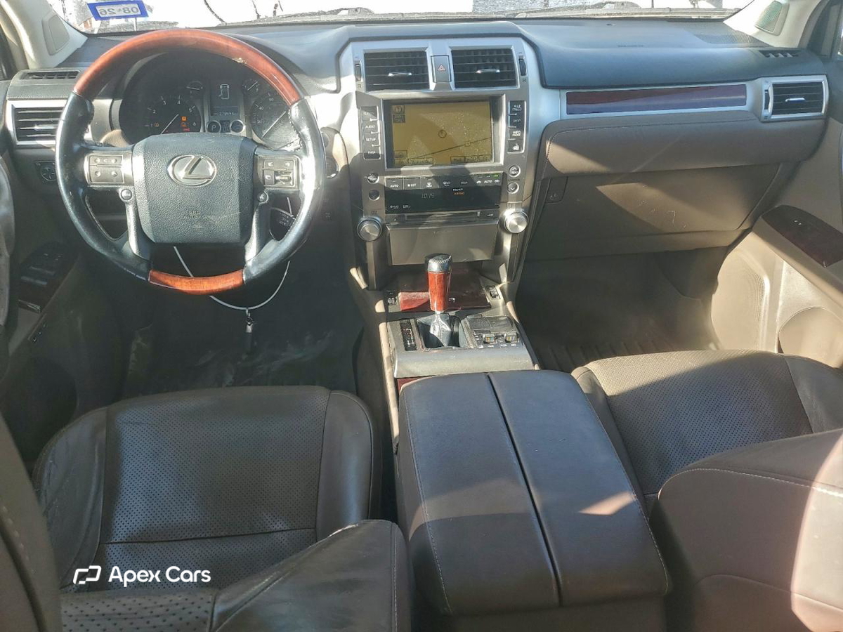 Lexus GX 2011