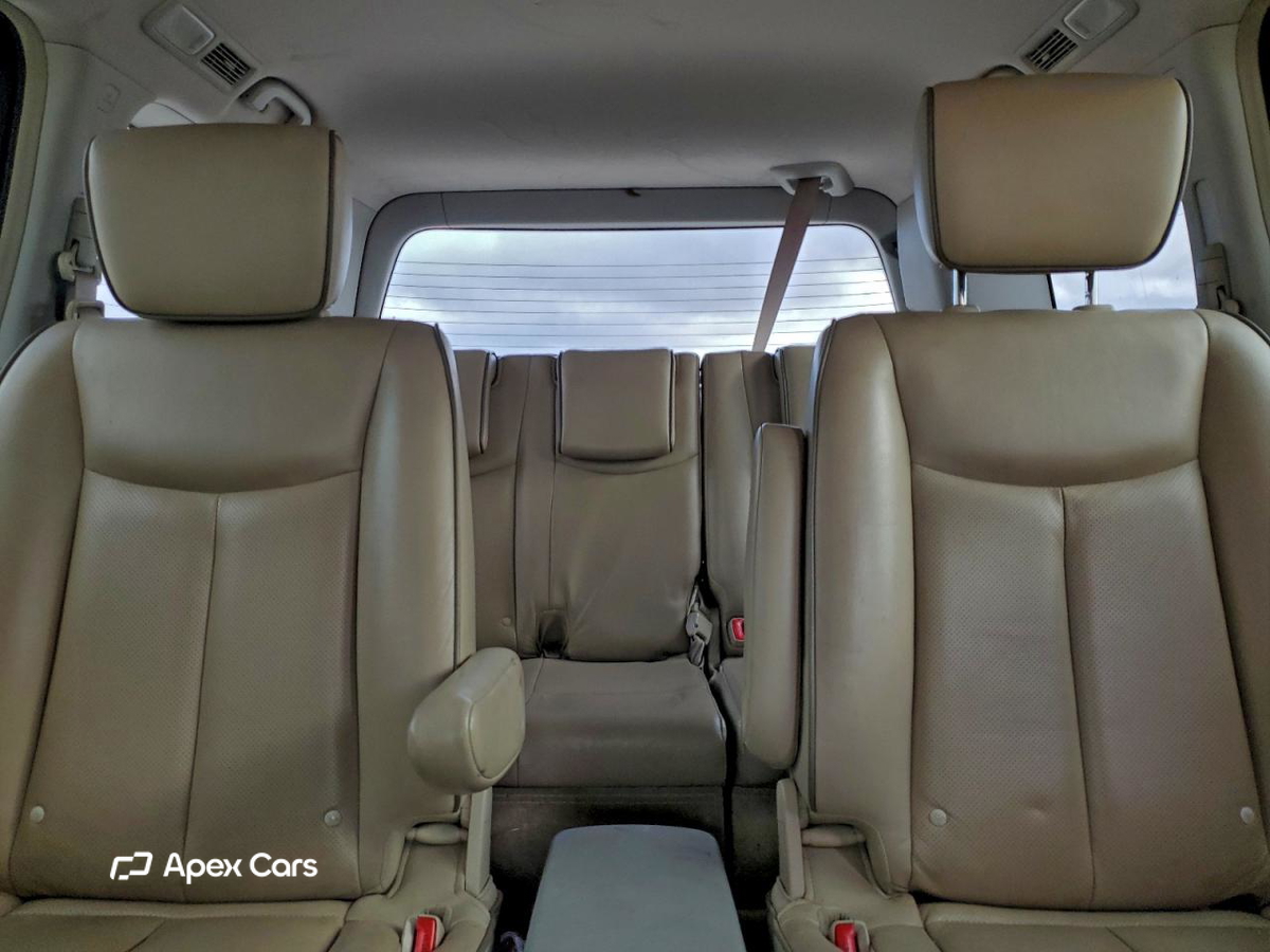 Nissan Quest 2011
