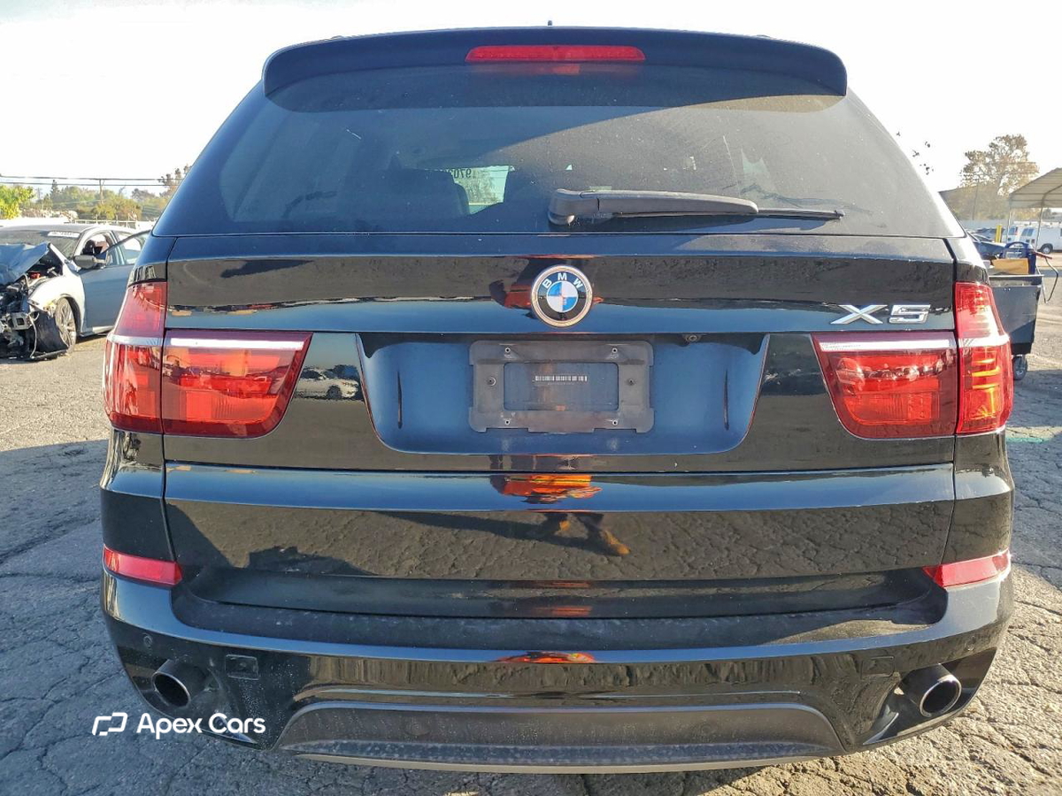 BMW X5 2011