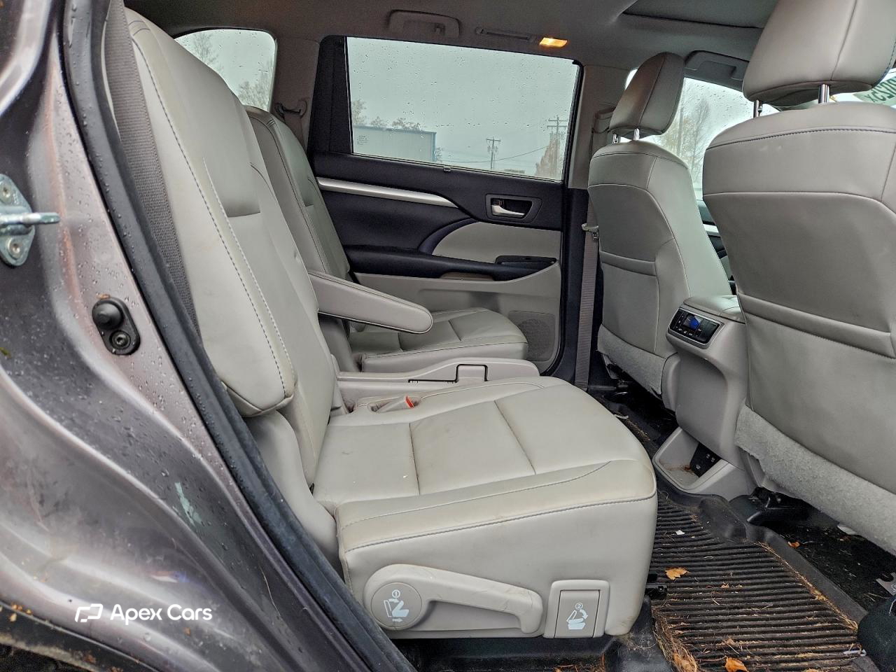 Toyota Highlander 2017