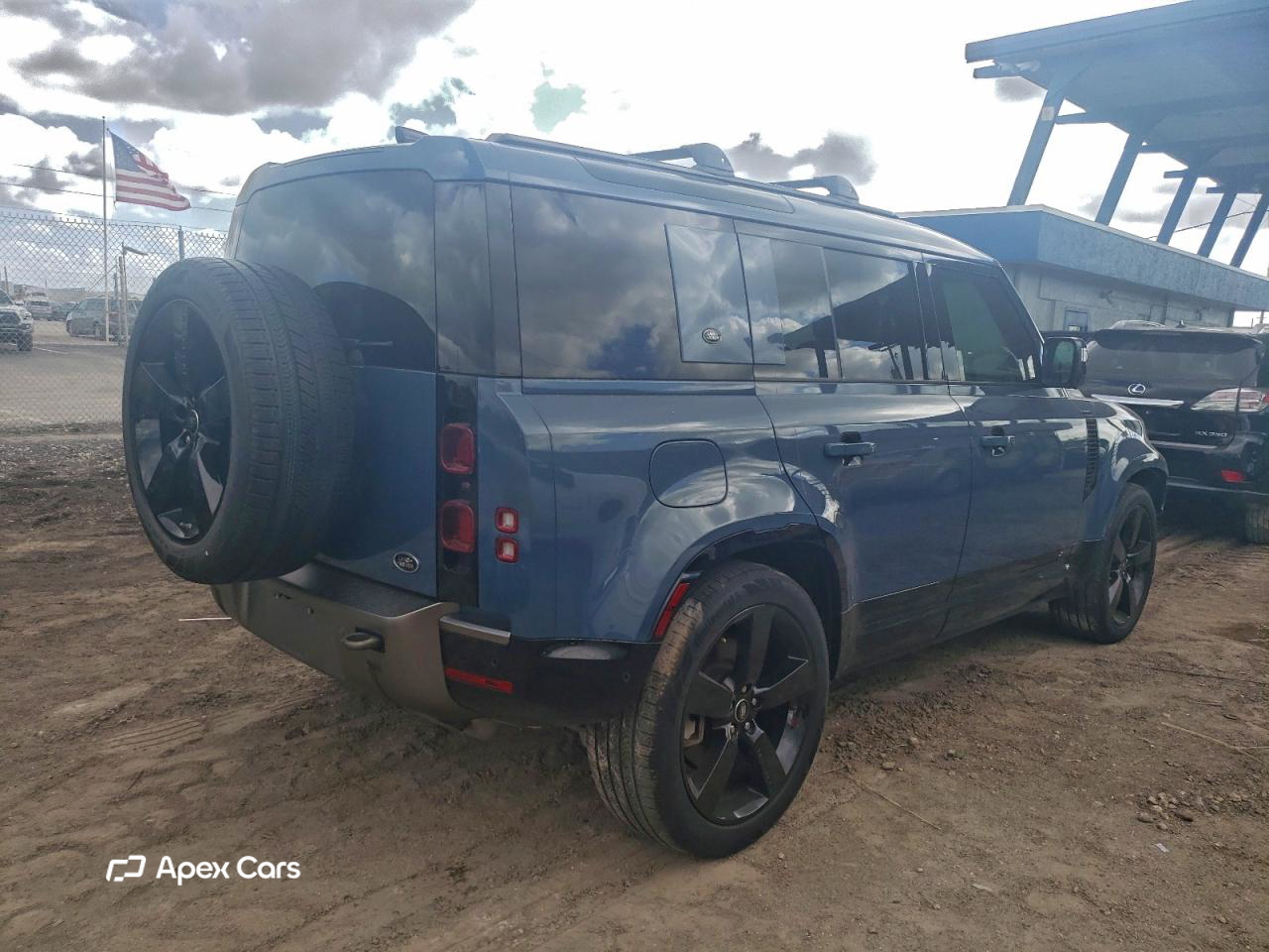 Land Rover Defender 2021