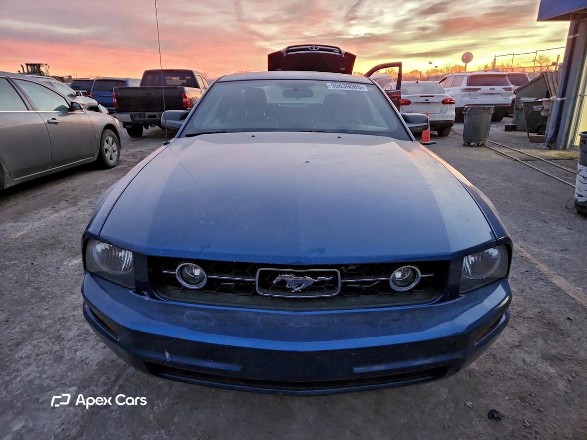 Ford Mustang 2007