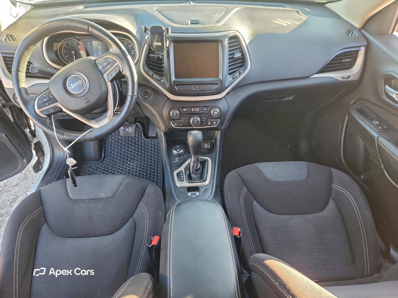 Jeep Grand Cherokee 2016