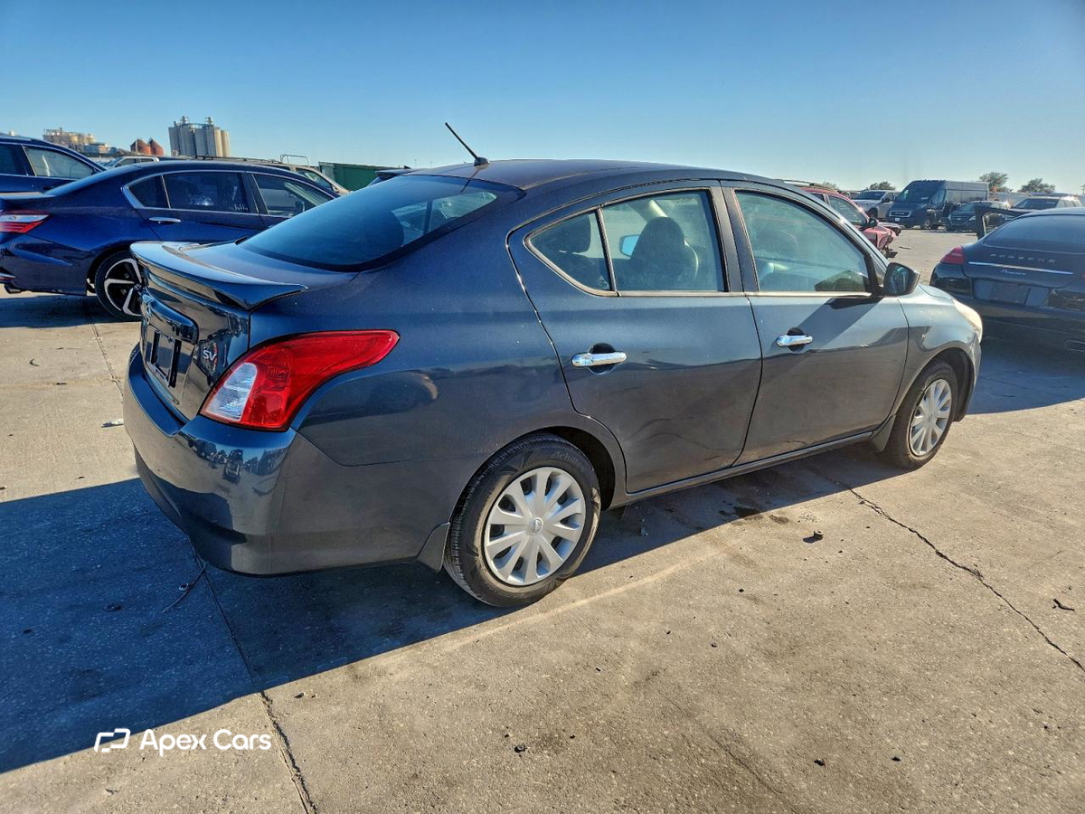 Nissan Versa 2017