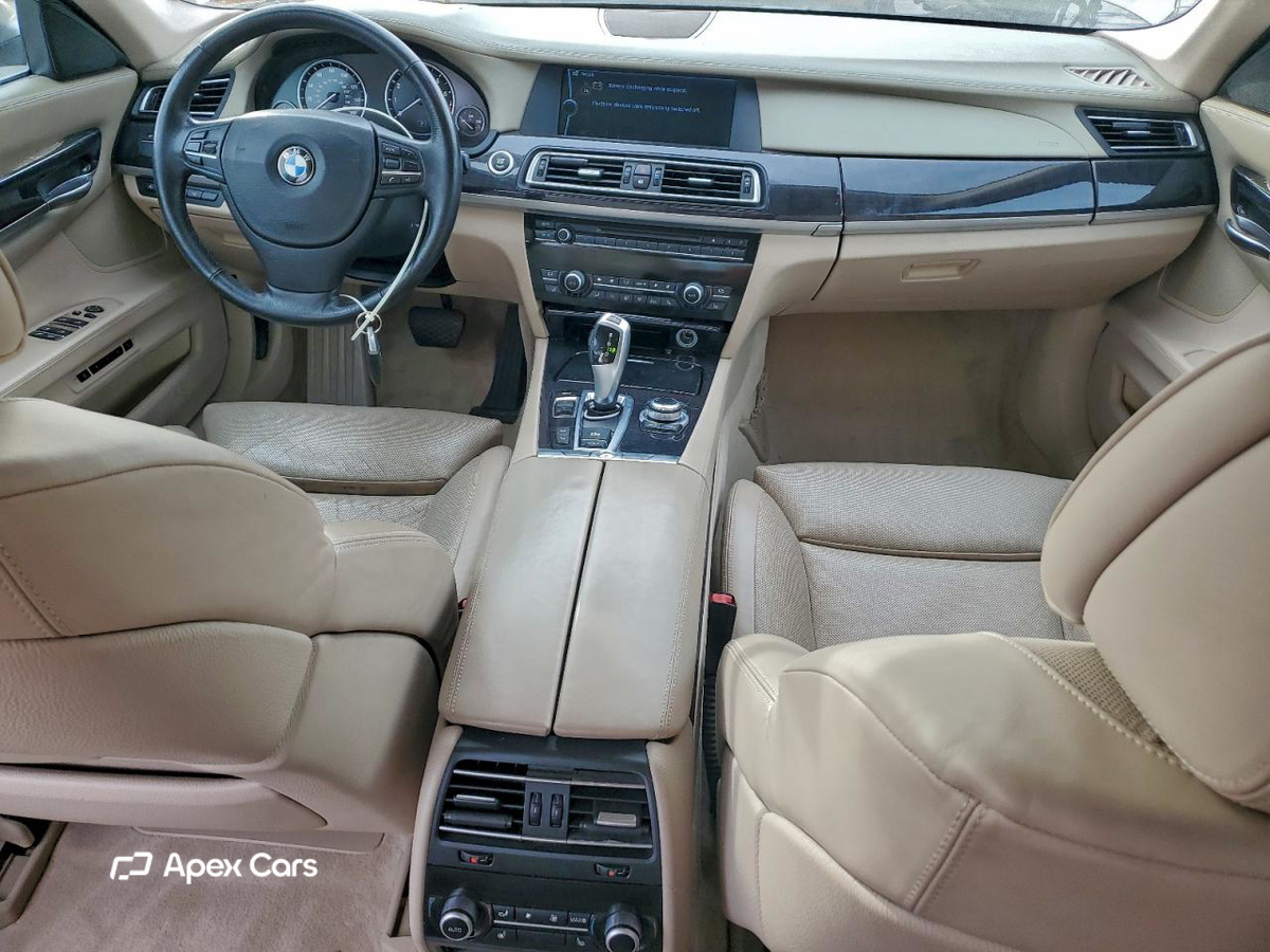 BMW Series 7 2009