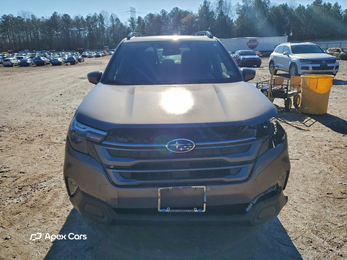 Subaru Forester 2025