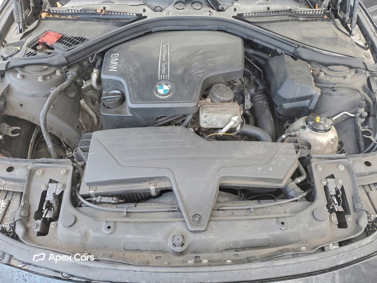 BMW Series 3 2016