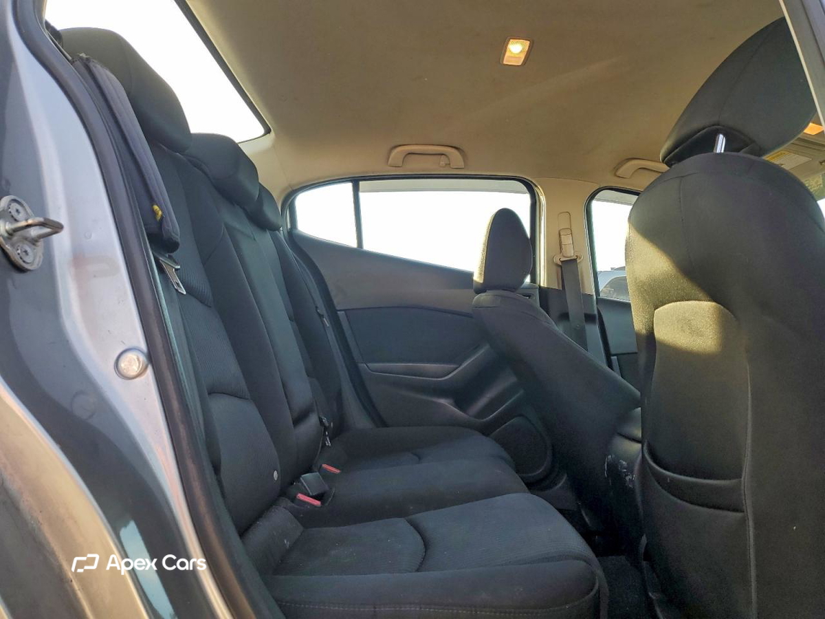 Mazda 3 2016