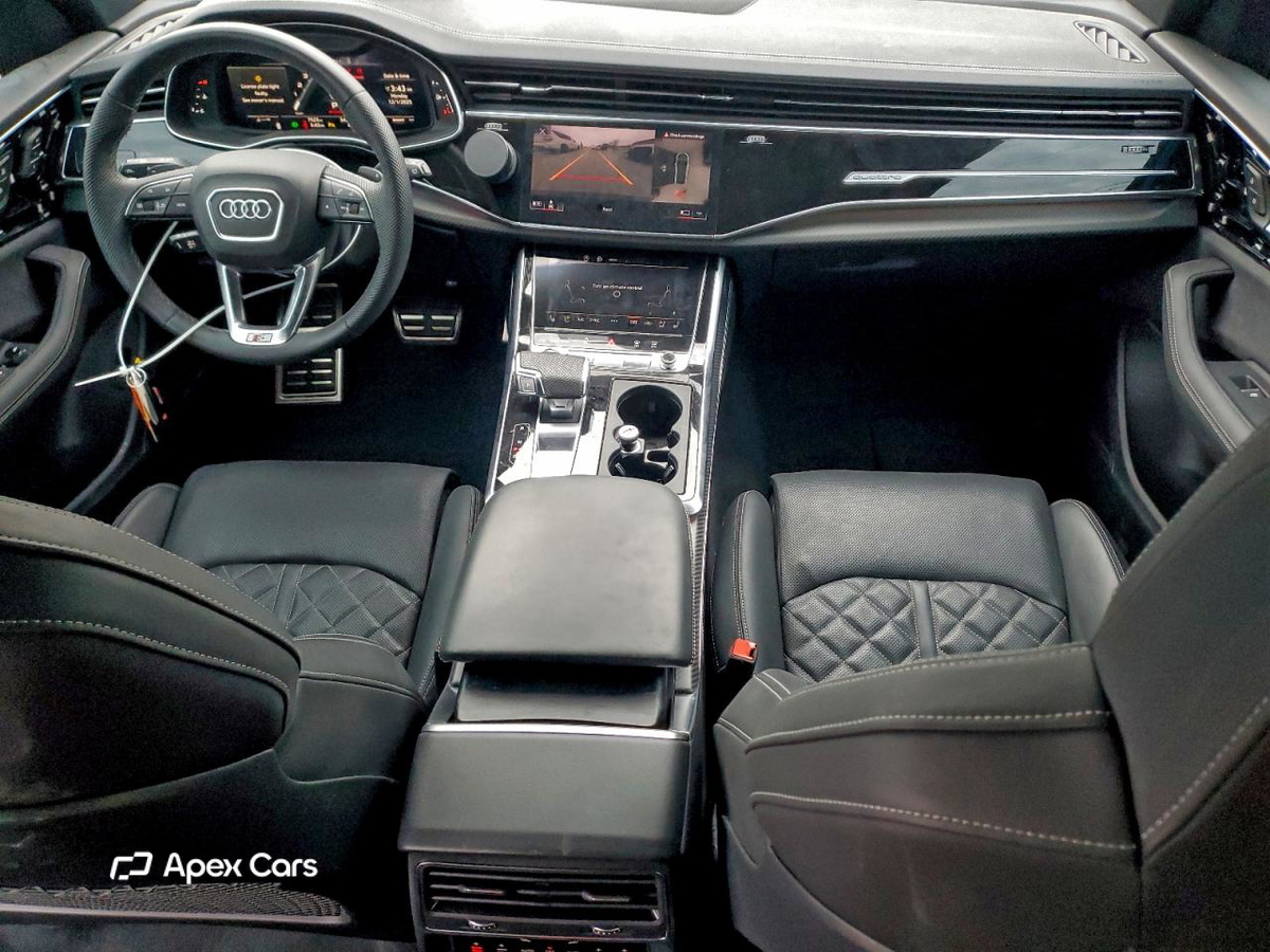 Audi SQ8 2025