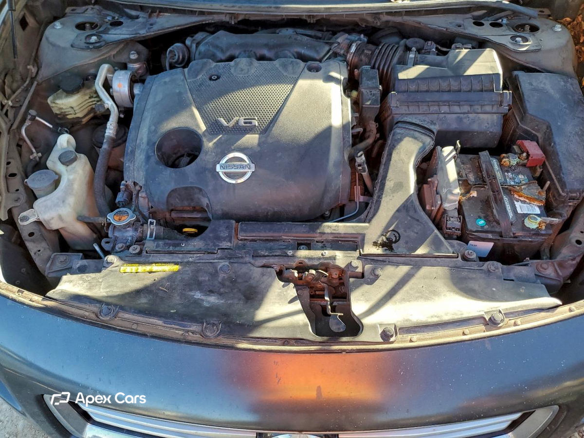 Nissan Maxima 2012