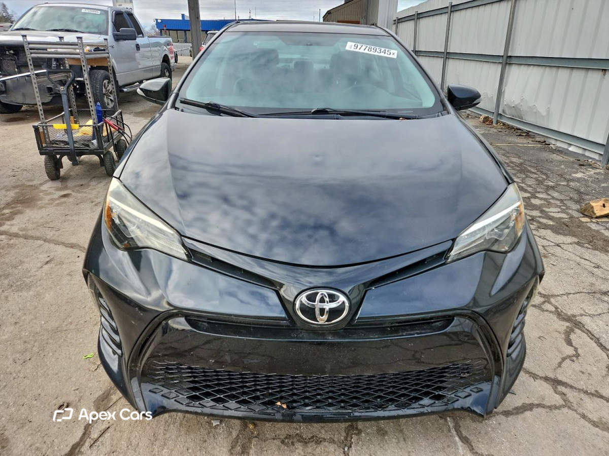 Toyota Corolla 2015