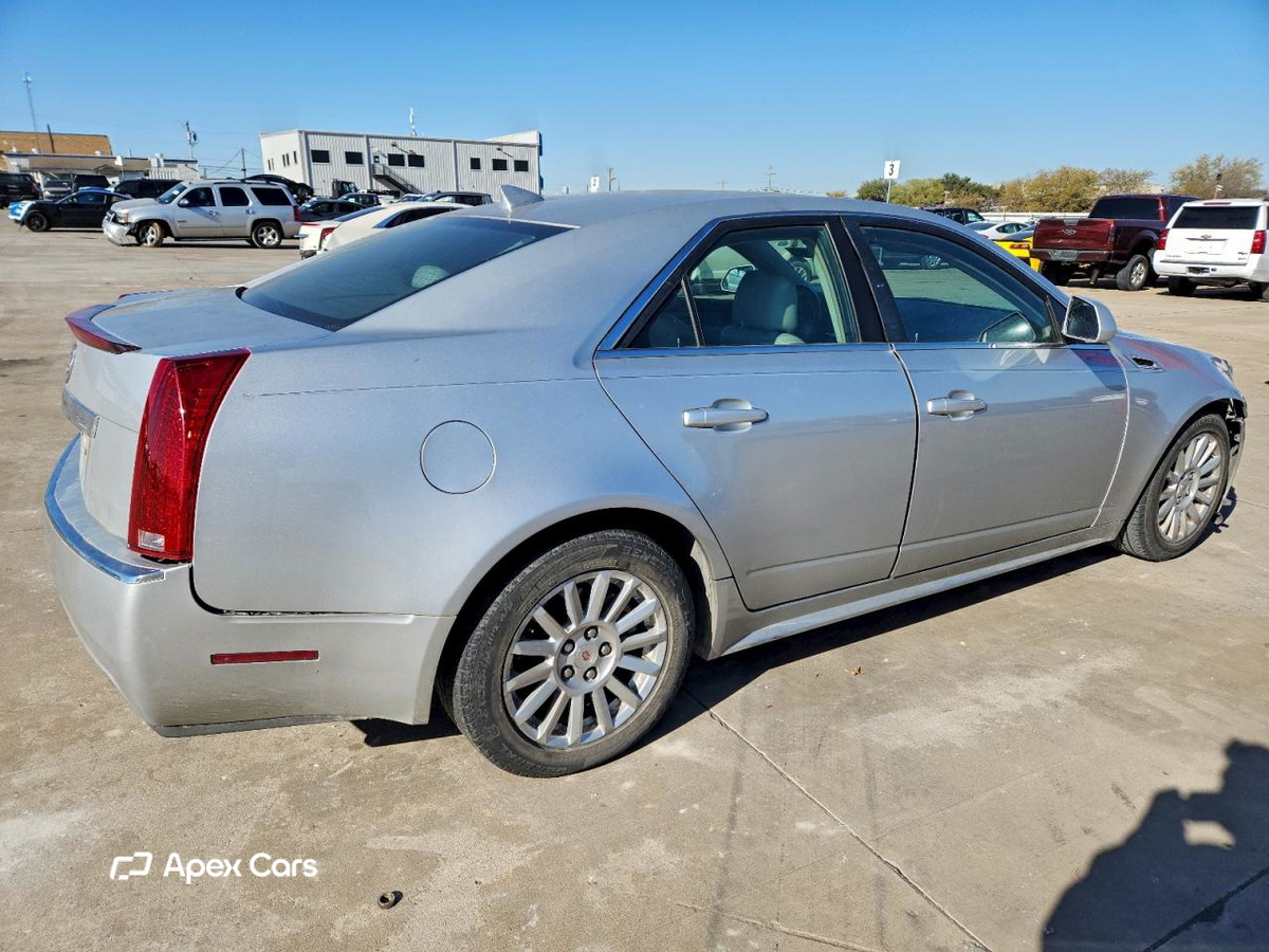 Cadillac CTS 2011