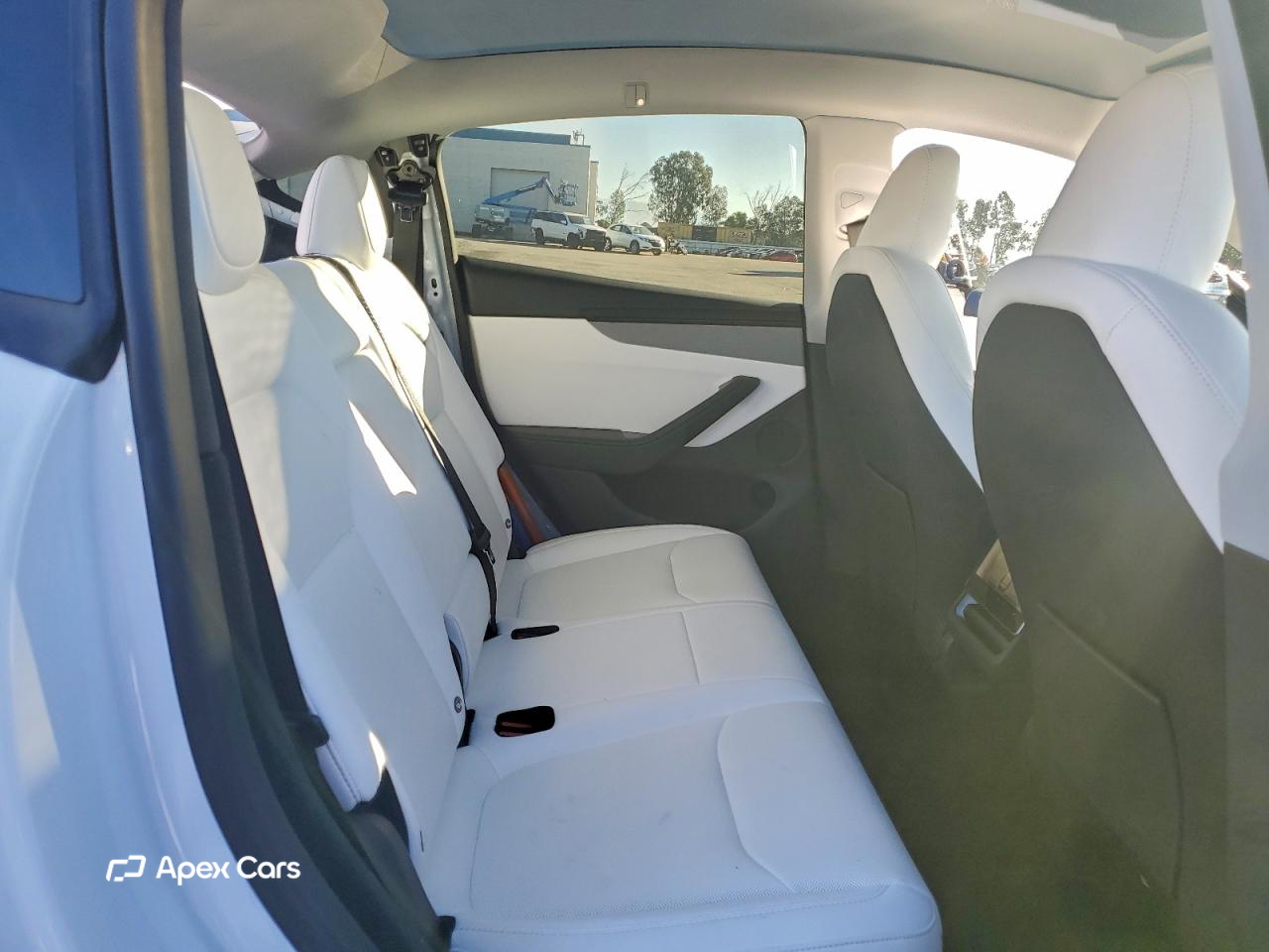 Tesla Model Y 2026