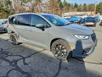 Chrysler Pacifica 2023
