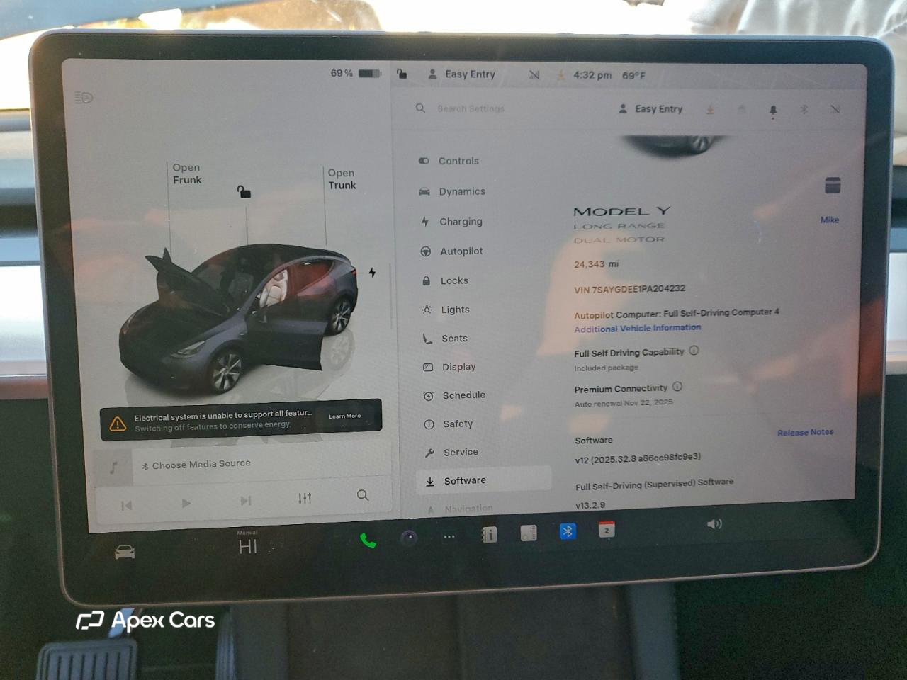 Tesla Model Y 2023