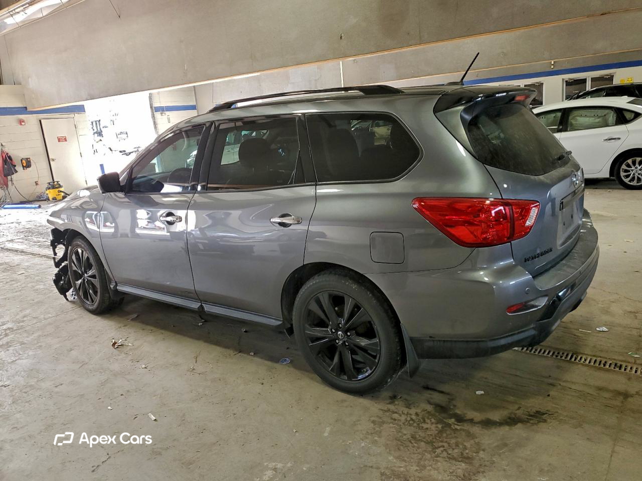 Nissan Pathfinder 2018