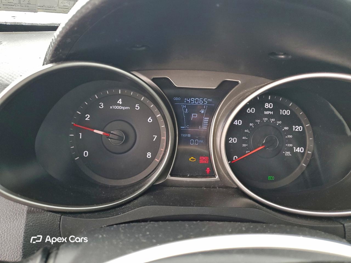 Hyundai Veloster 2013