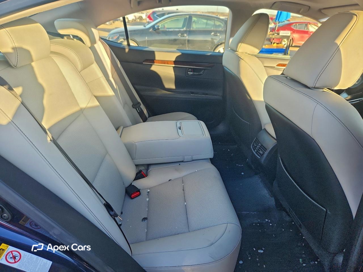 Lexus ES 2016