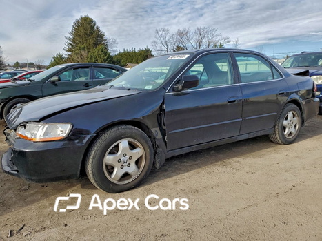 Honda Accord 2000 - Image 1 of 12