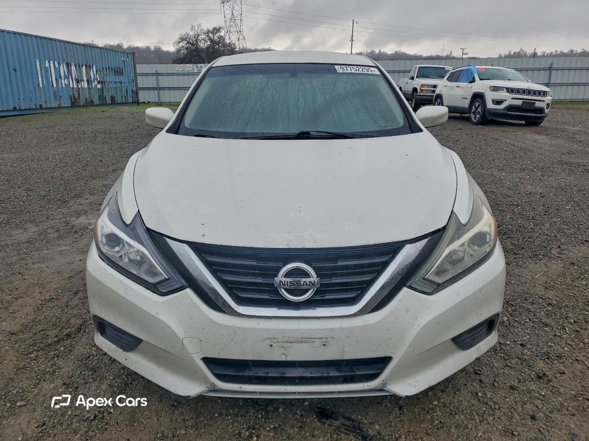 Nissan Altima 2016