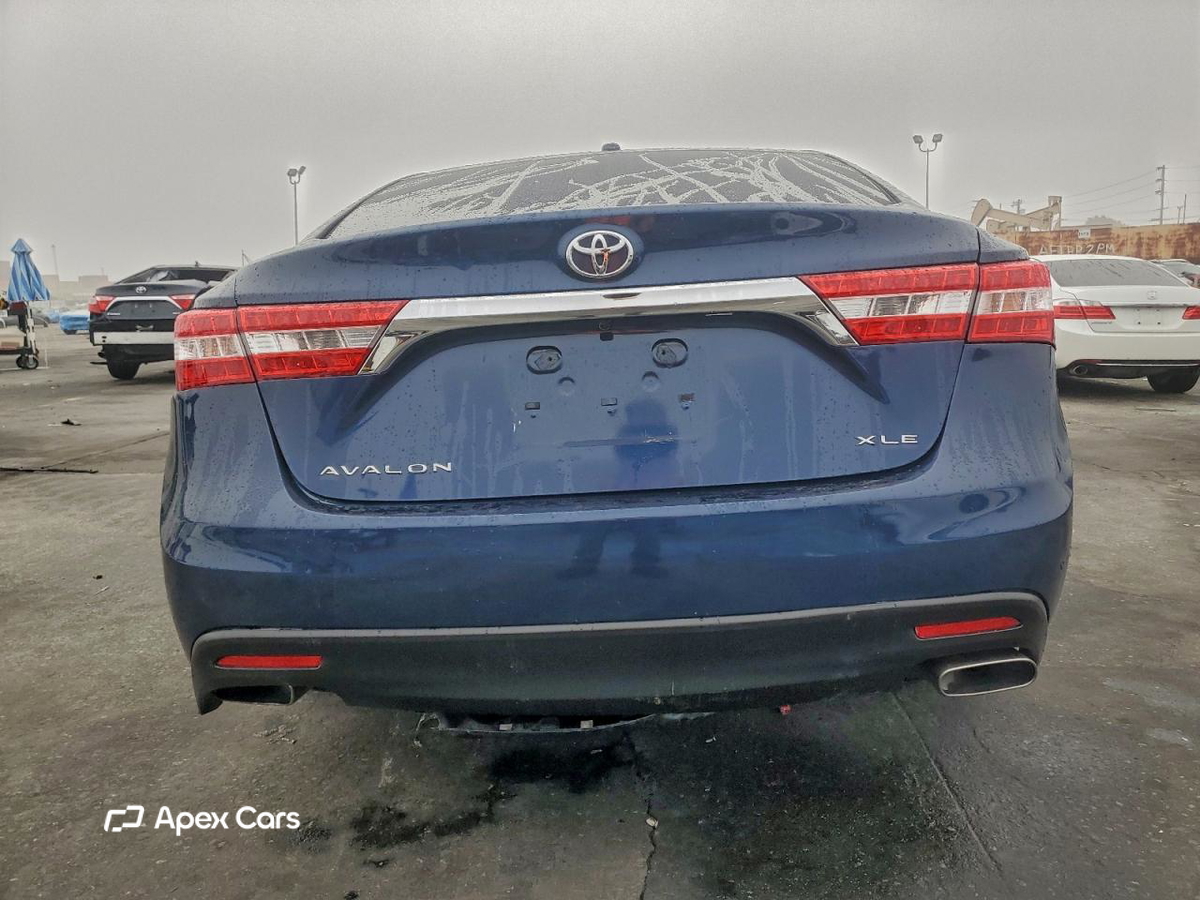 Toyota Avalon 2015
