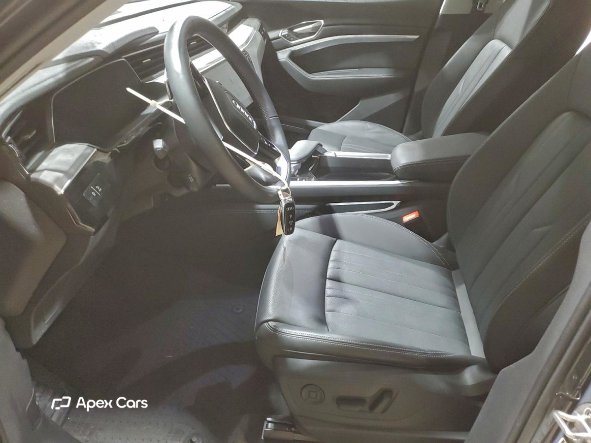 Audi Q8 2024