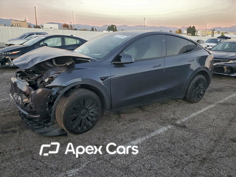 Tesla Model Y 2023 - Image 1 of 14