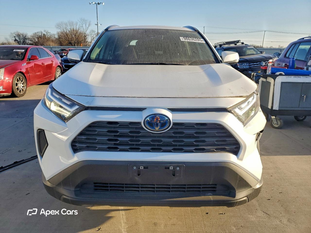 Toyota RAV 4 2024