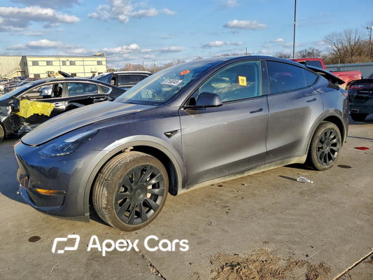 Tesla Model Y 2023 - Image 1 of 14