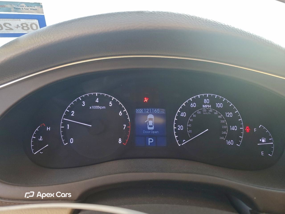 Hyundai Genesis 2013
