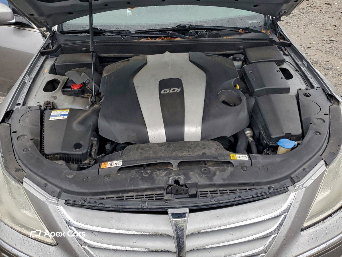 Hyundai Genesis 2012