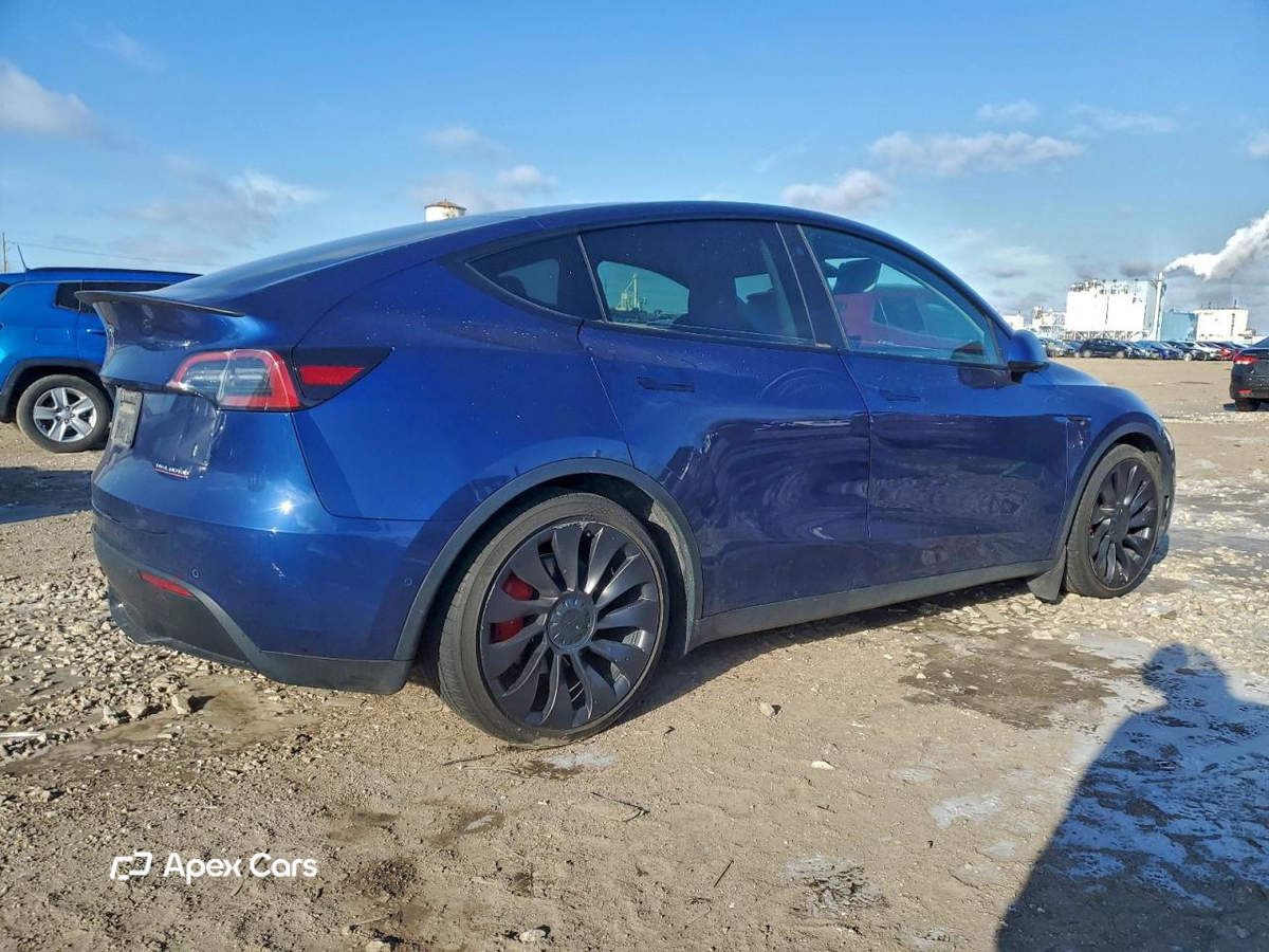 Tesla Model Y 2022