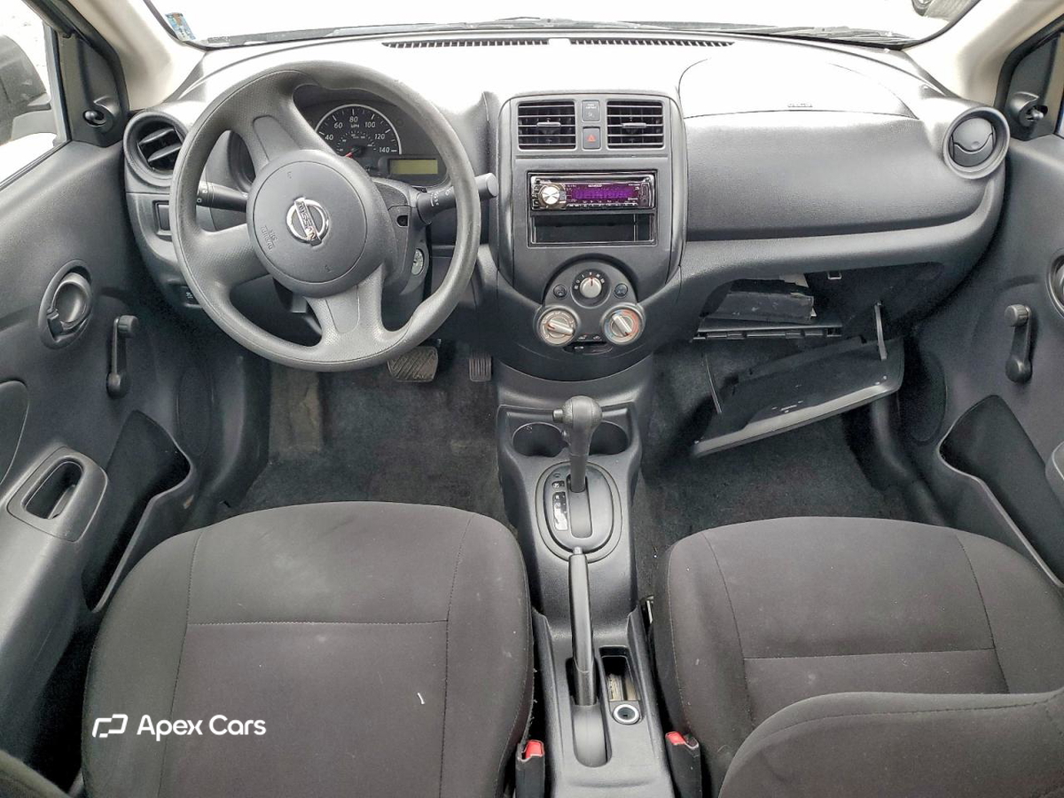 Nissan Versa 2012