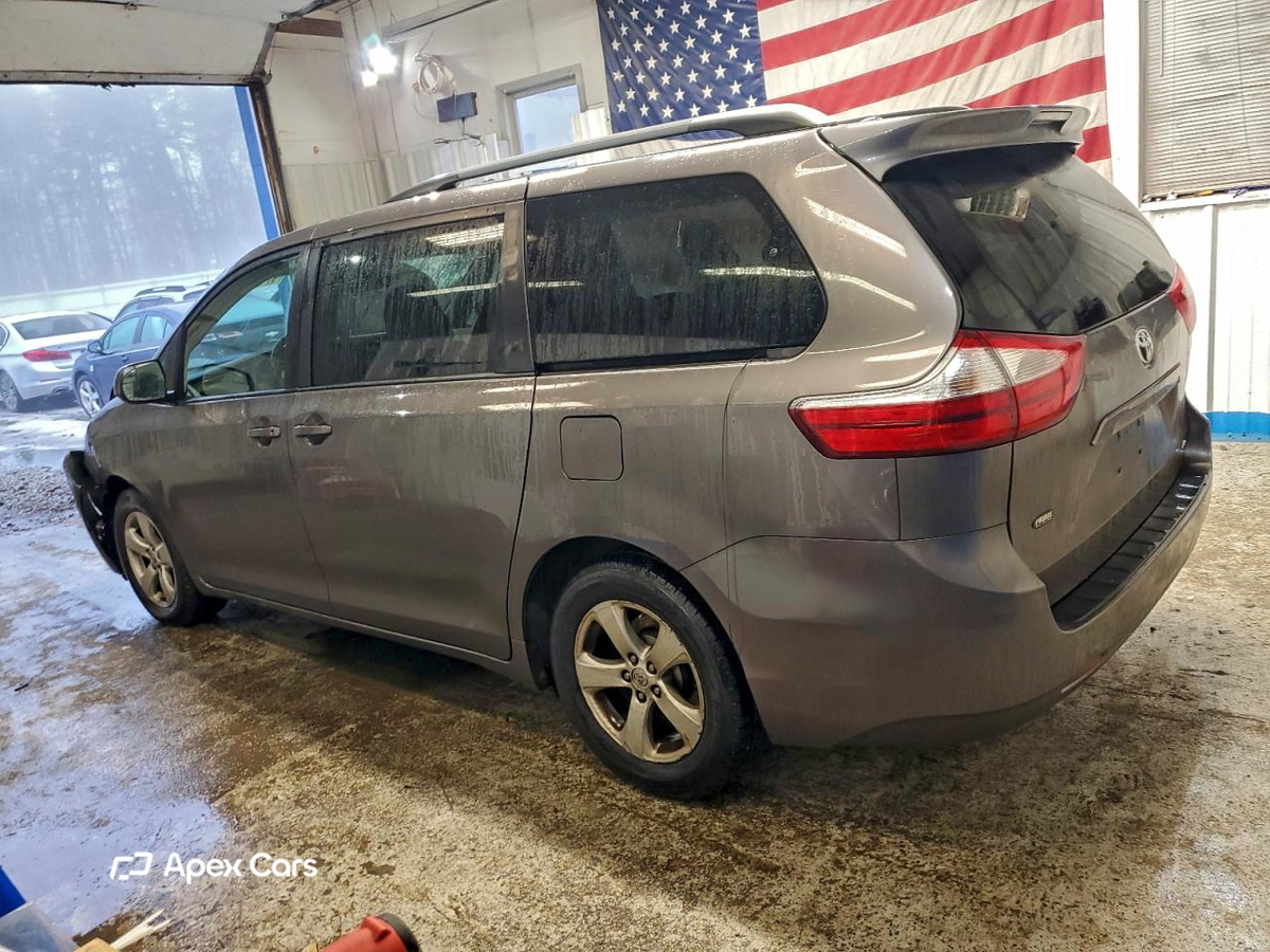 Toyota Sienna 2017