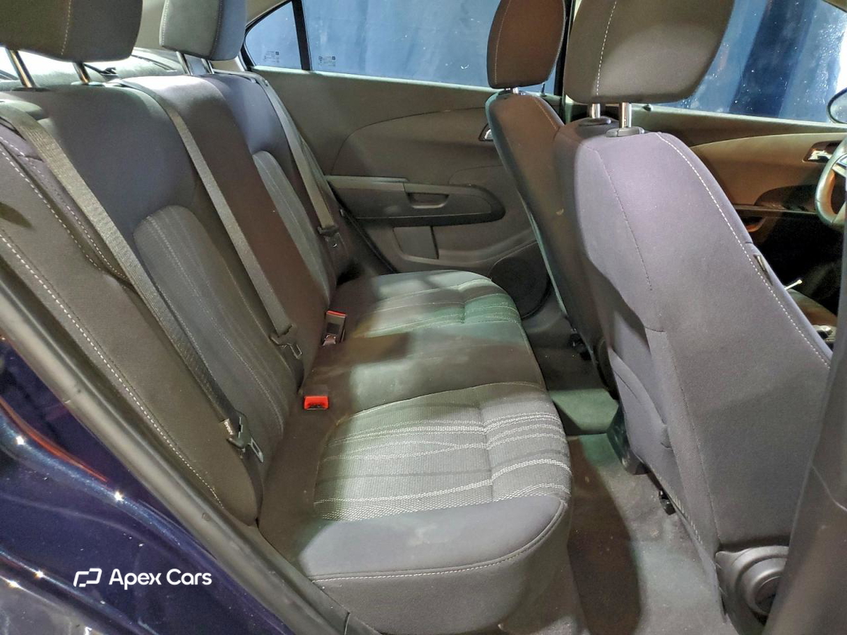 Chevrolet Sonic 2015