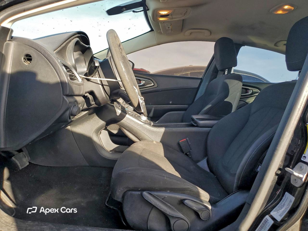 Chrysler 200 2016