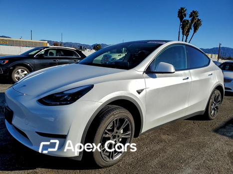 Tesla Model Y 2025 - Zdjęcie 1 z 13