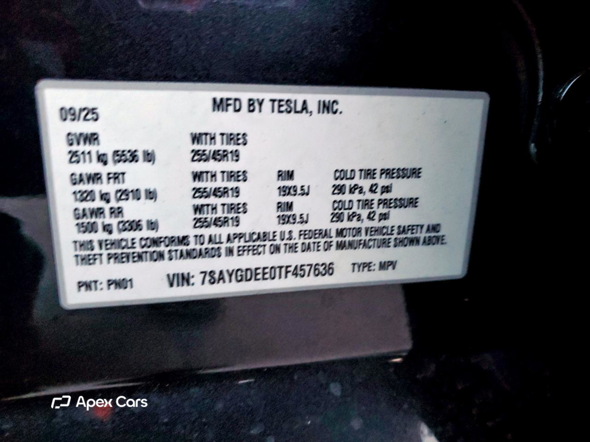 Tesla Model Y 2026